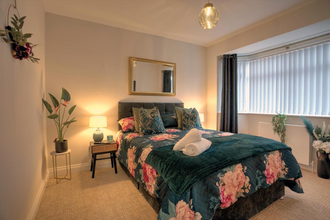 The Belfast Boutique Central Cozy Sleeps7 (Adults Only) Exterior photo
